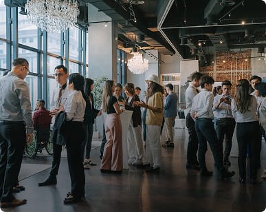 Quelle solution utiliser pour un événement corporate (lancement de produit, soirée d'entreprise) ?